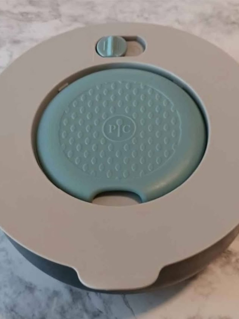 Pampered Chef 2-Qt Insulated Serving Bowl with Vented Lid – EUC